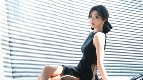 办公美女 黑色裙子 4k壁纸-奈落语