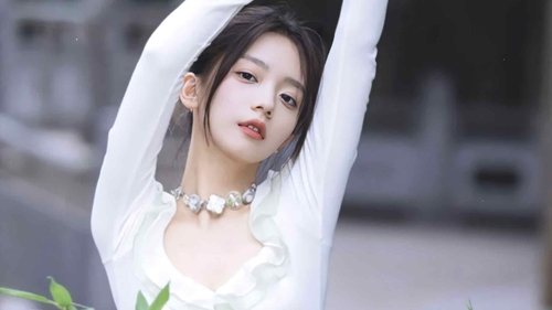 白色衣服可爱清纯美女4k壁纸-奈落语