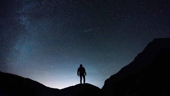 星空剪影壁纸-奈落语