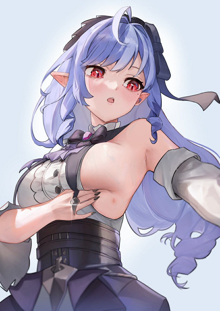 梦幻紫发精灵少女的独特魅力