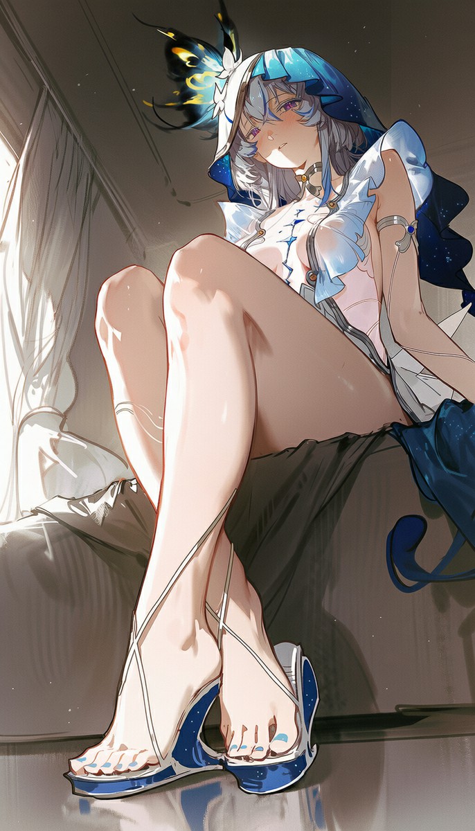 蓝白系二次元少女的优雅姿态