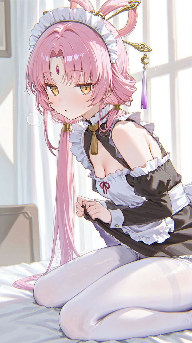 粉发女仆装少女，萌系治愈感拉满