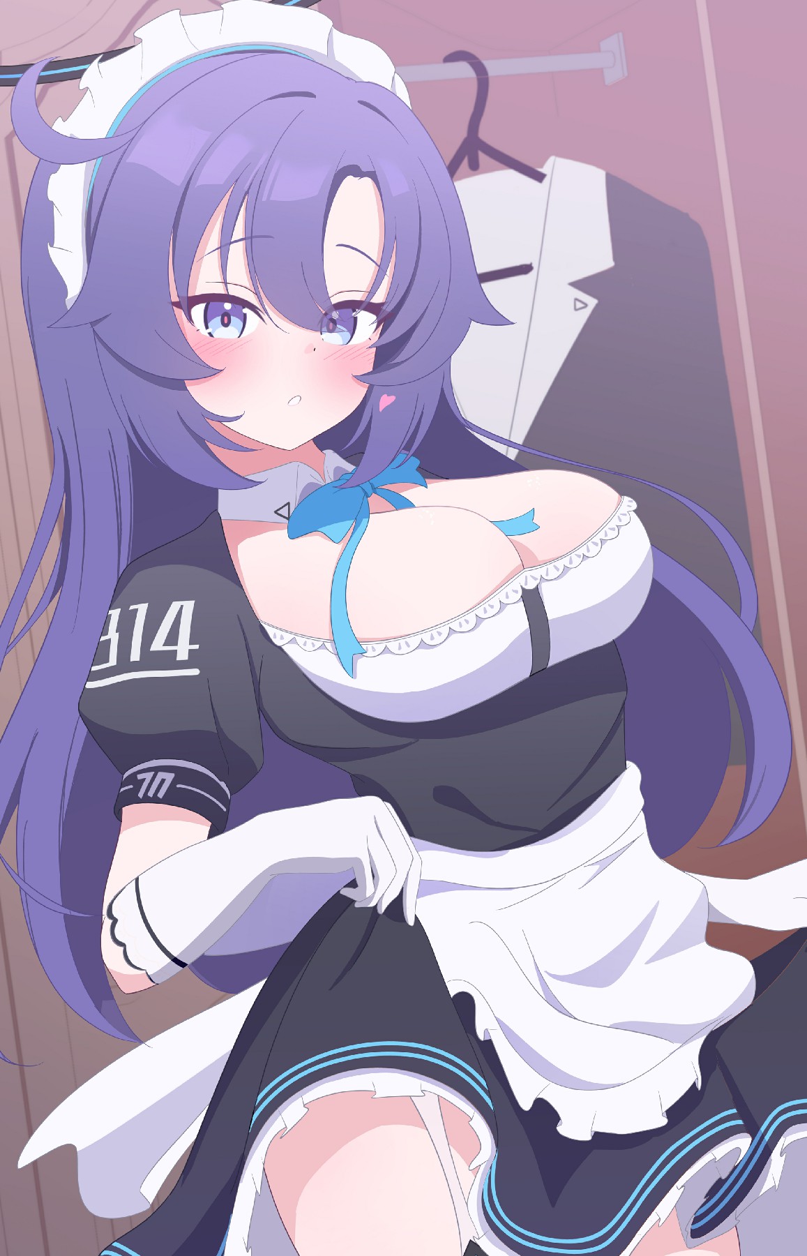 二次元紫发女仆装少女 细节吸睛超可爱