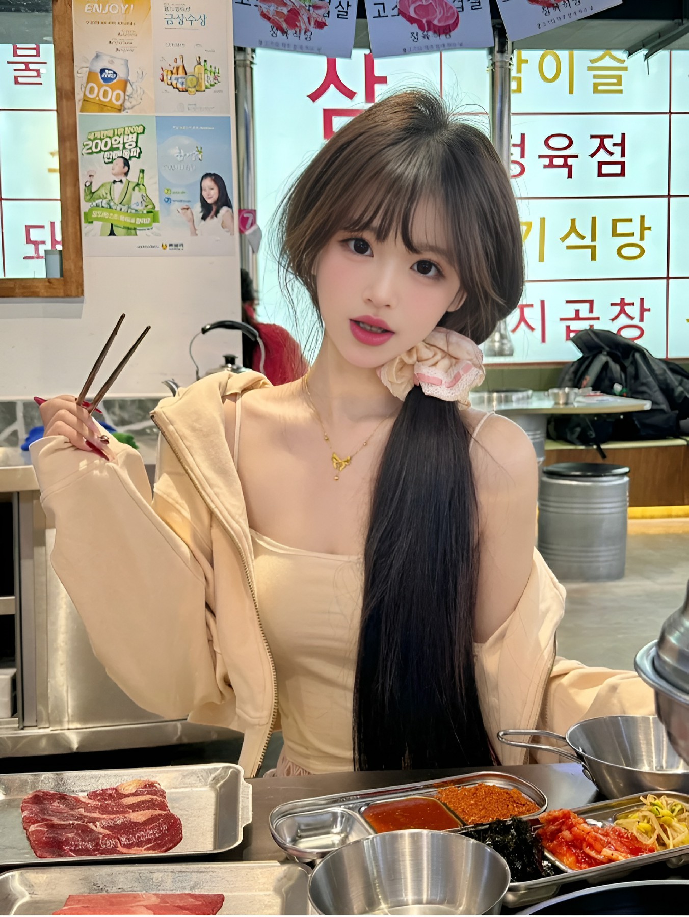 韩系烤肉店的甜美氛围感穿搭