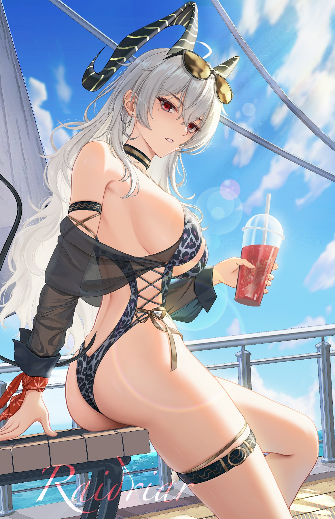 夏日海边性感泳装美少女度假瞬间