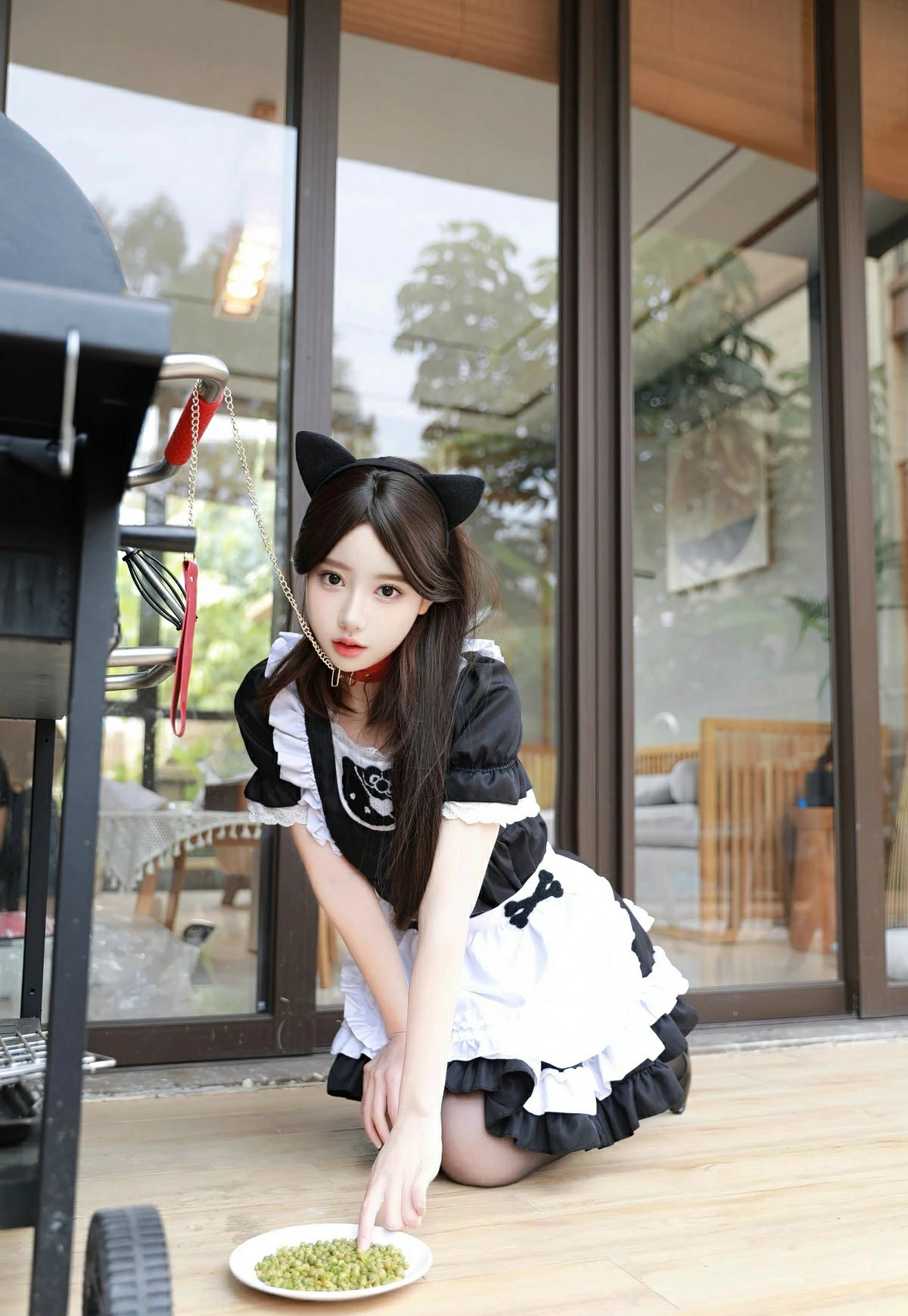 猫耳女仆装日常 软萌感溢出屏幕