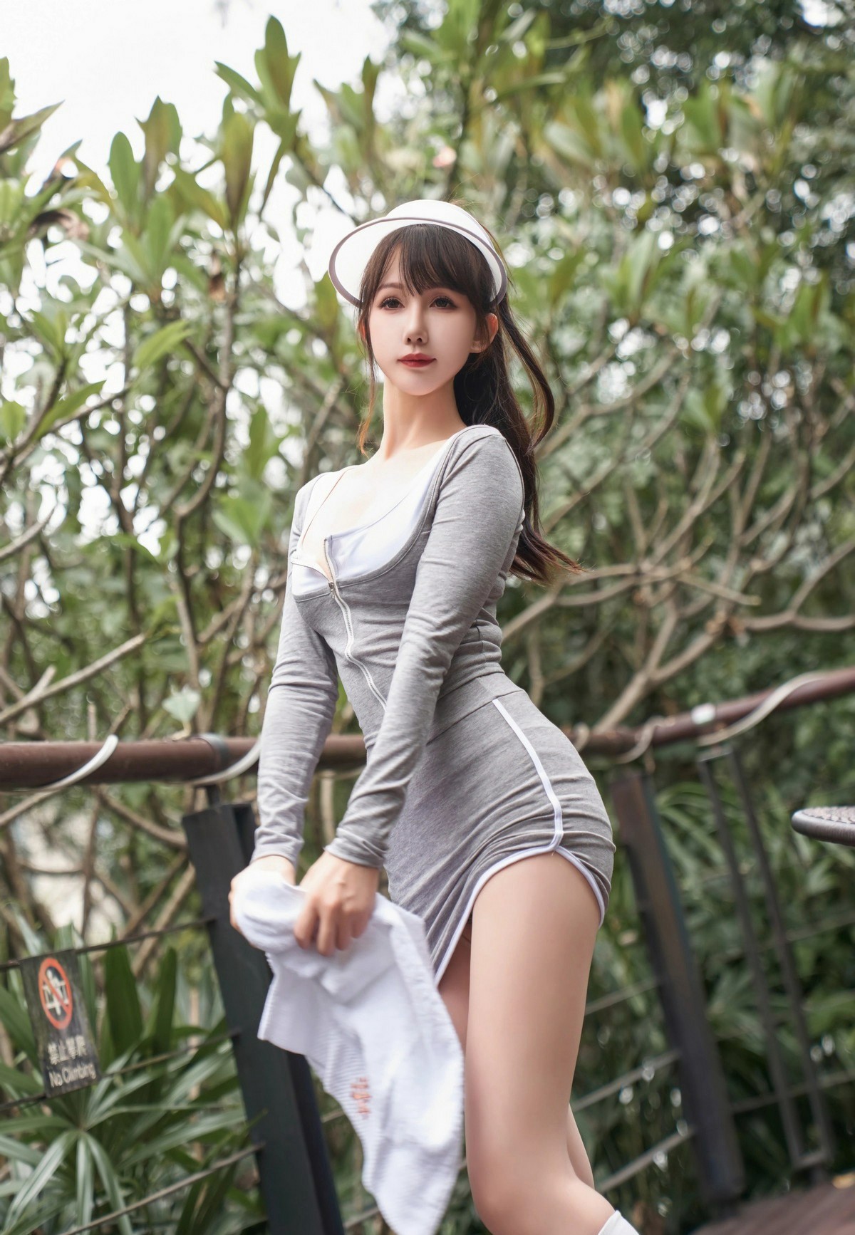 辣妹运动风连衣裙|户外氛围感穿搭