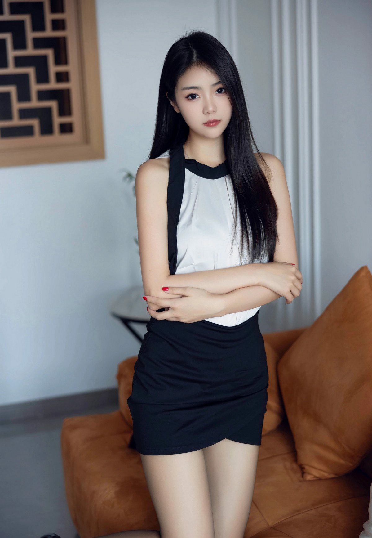 简约黑白穿搭 尽显清新气质的日常look