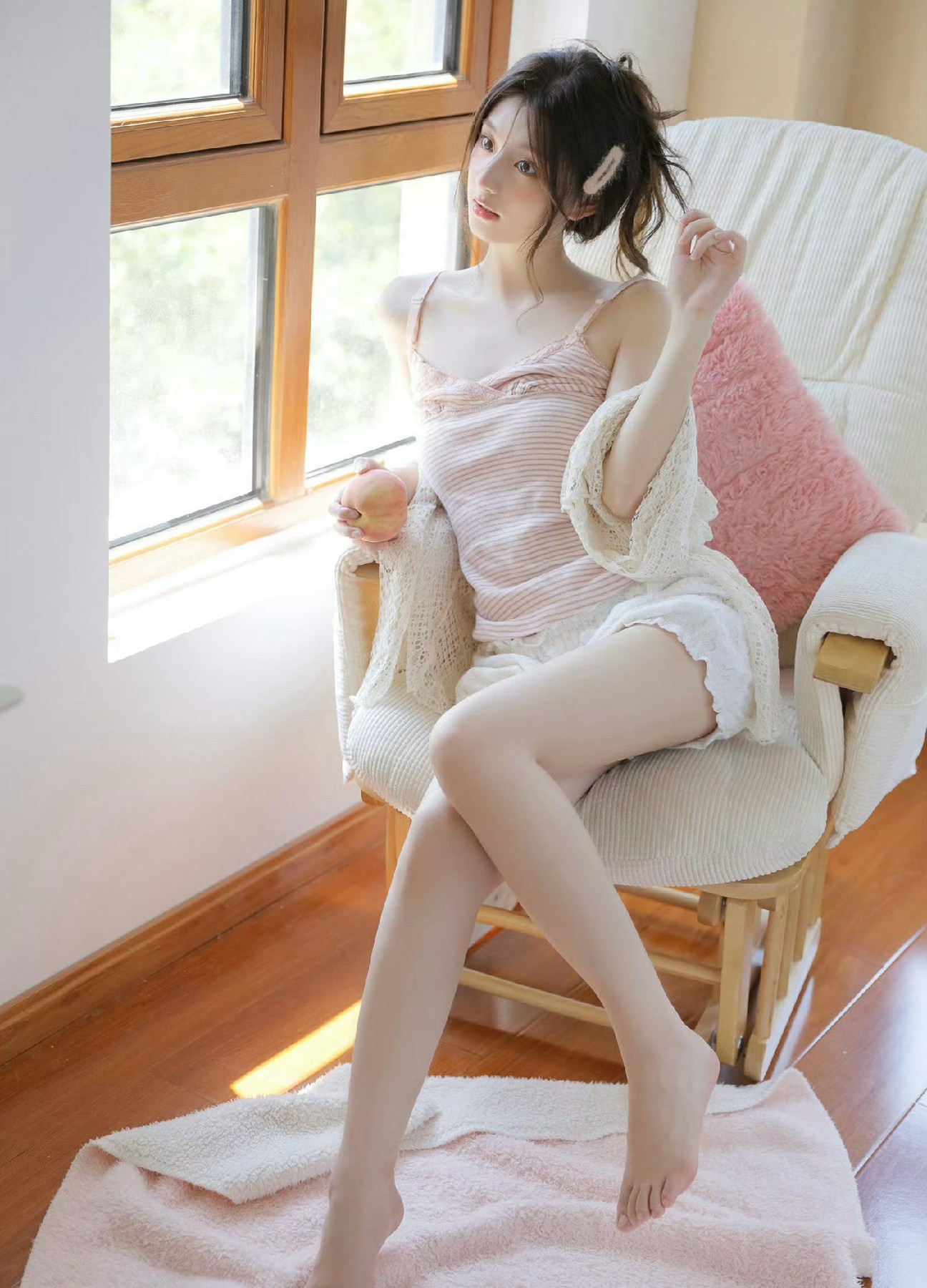 慵懒午后的居家氛围感穿搭