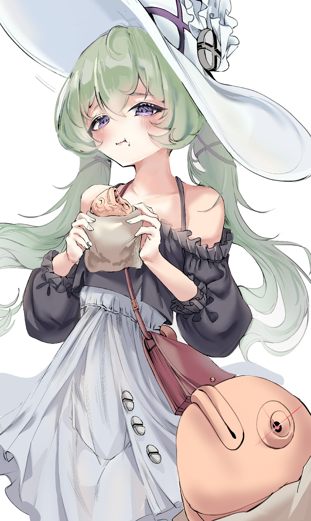 绿发双马尾软妹啃可颂 娇憨模样超治愈