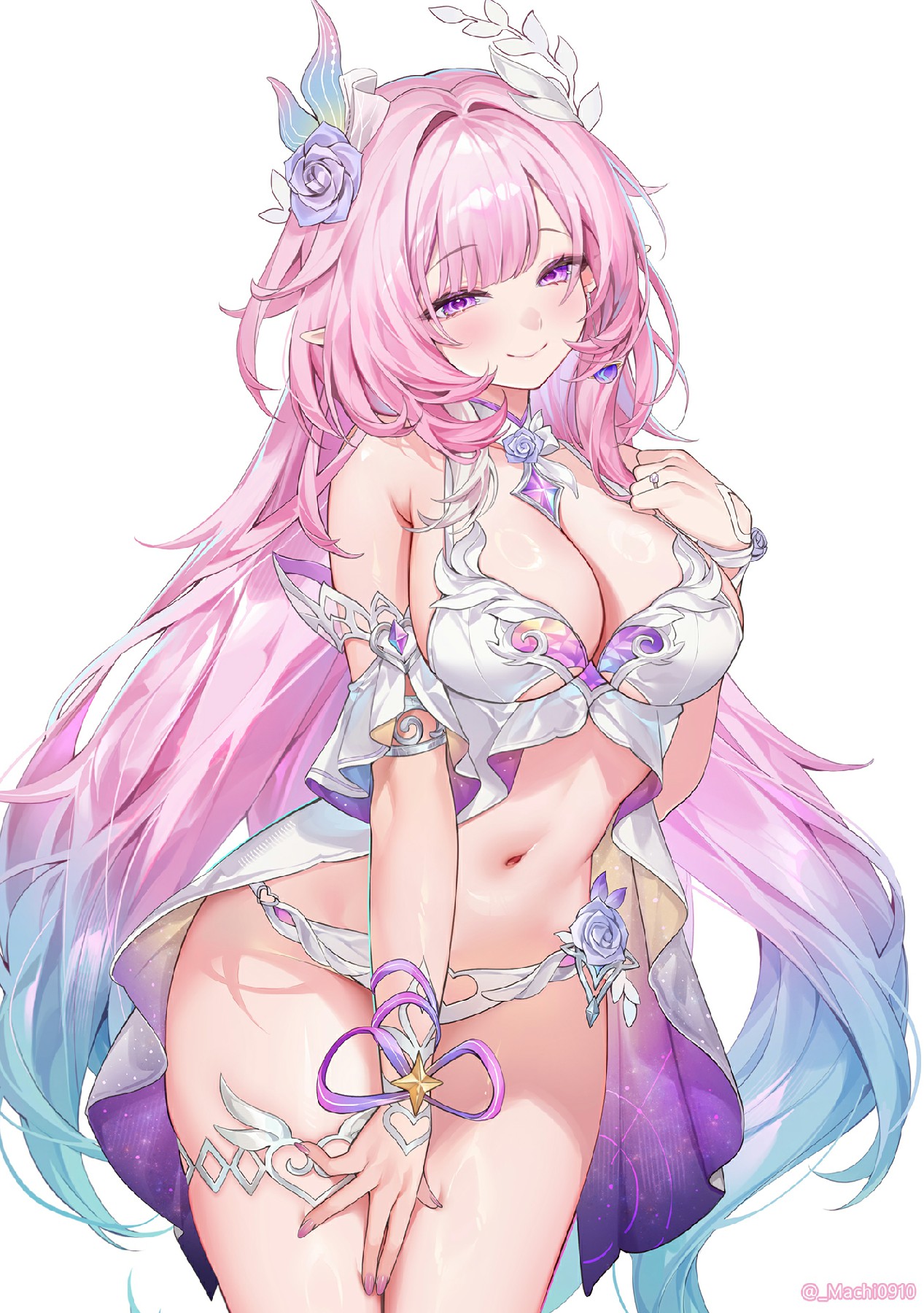 梦幻粉发美少女奇幻装扮亮相