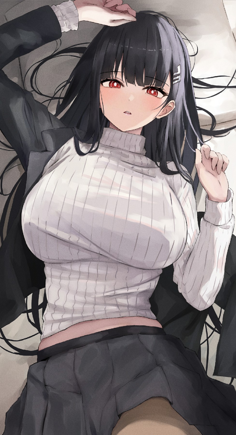 红眸黑长直御姐，慵懒躺卧氛围感拉满