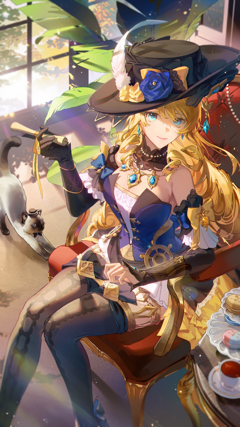 午后鎏金时光,娜维娅与小猫的优雅日常