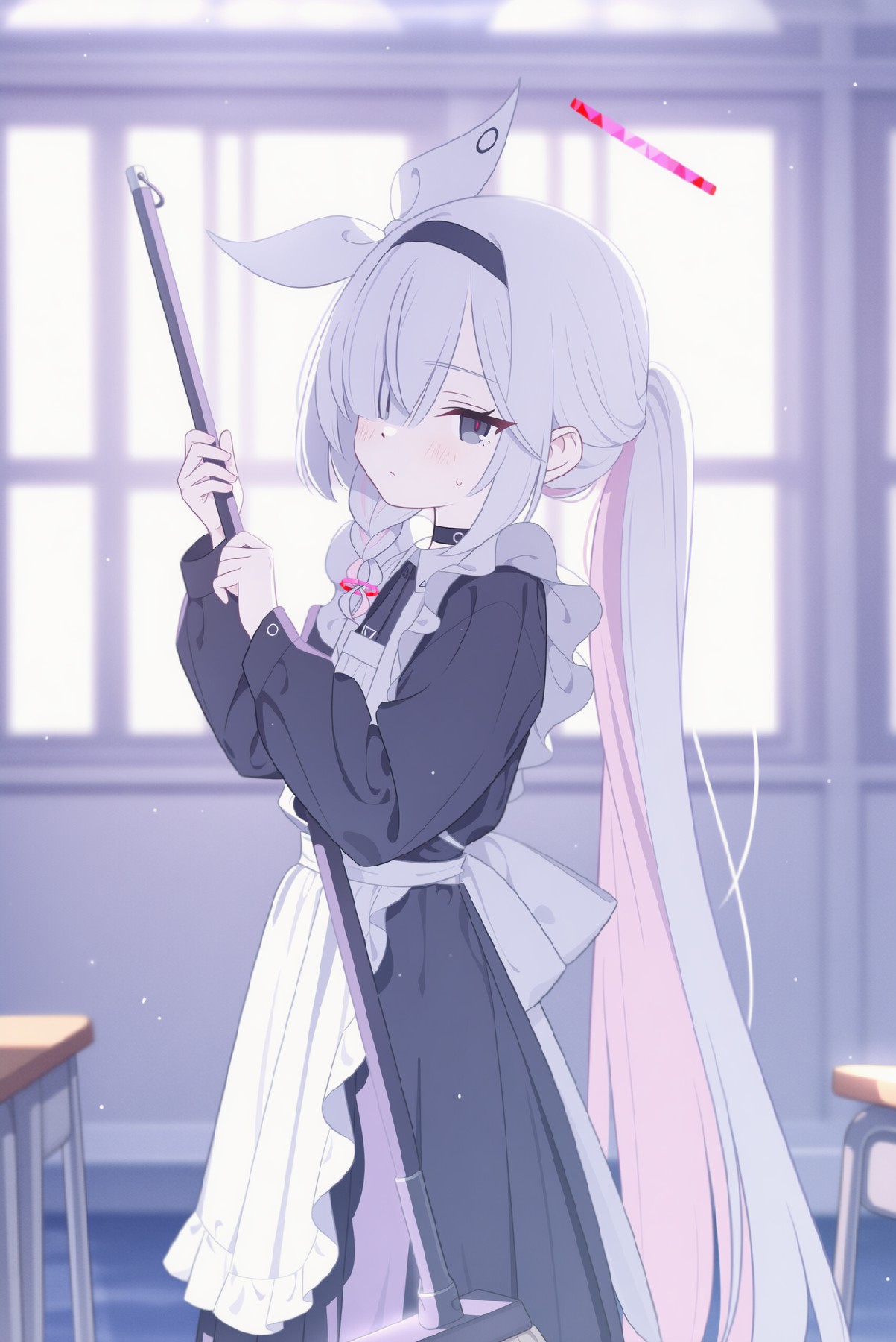 银发女仆装普拉娜 教室打扫模样软萌娇羞