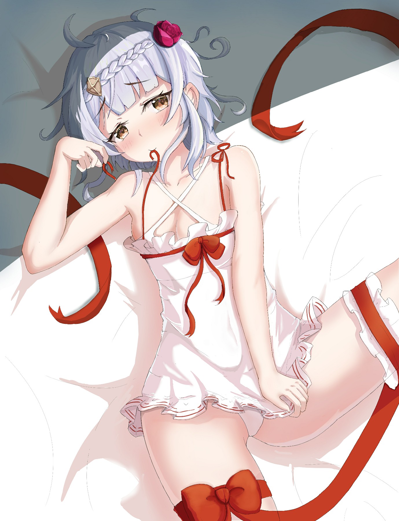 银发萌系少女的清新可爱造型