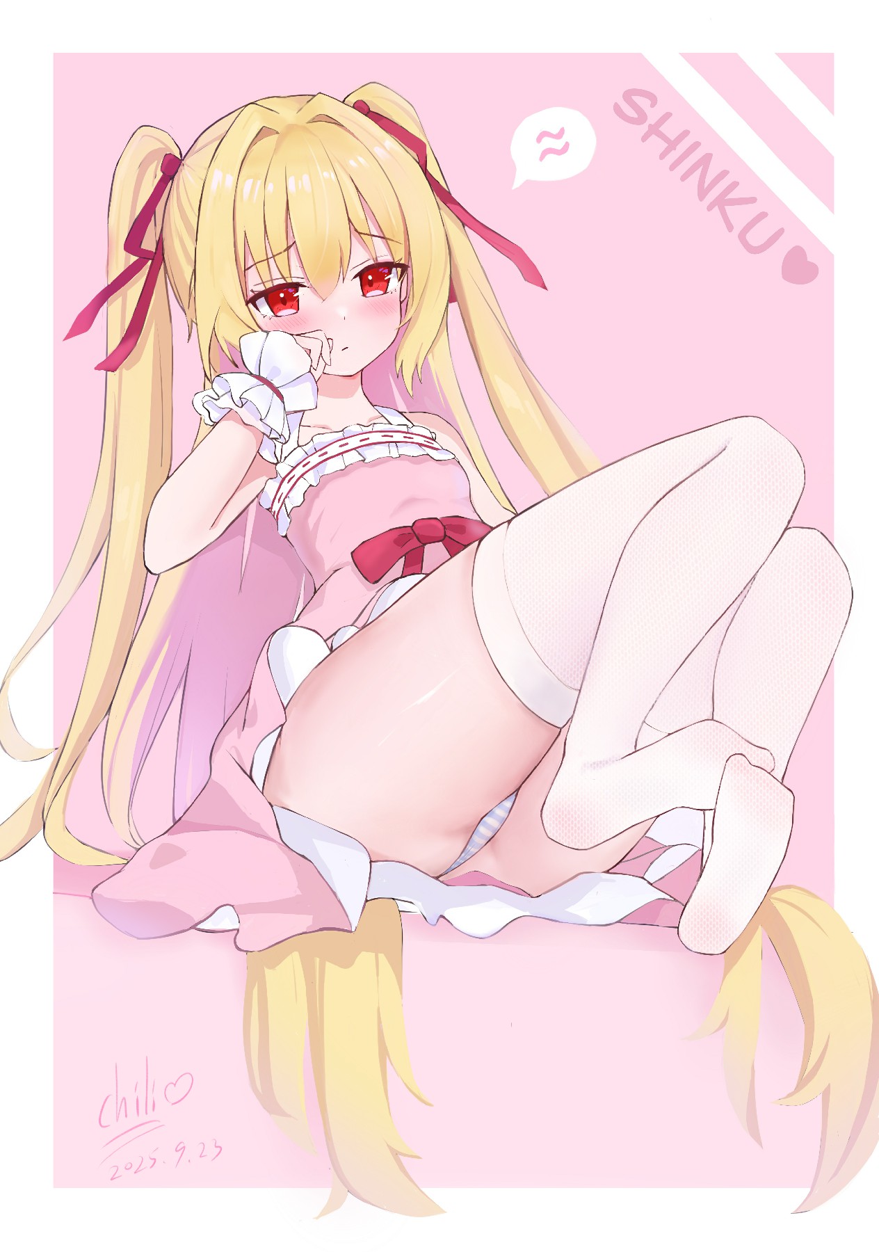 粉色系双马尾少女的软萌心动时刻