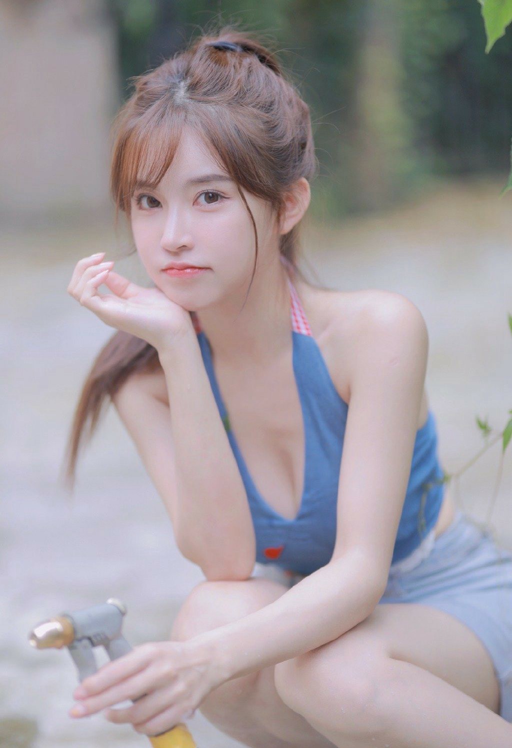 夏日户外清新写真 甜妹元气感直接拉满