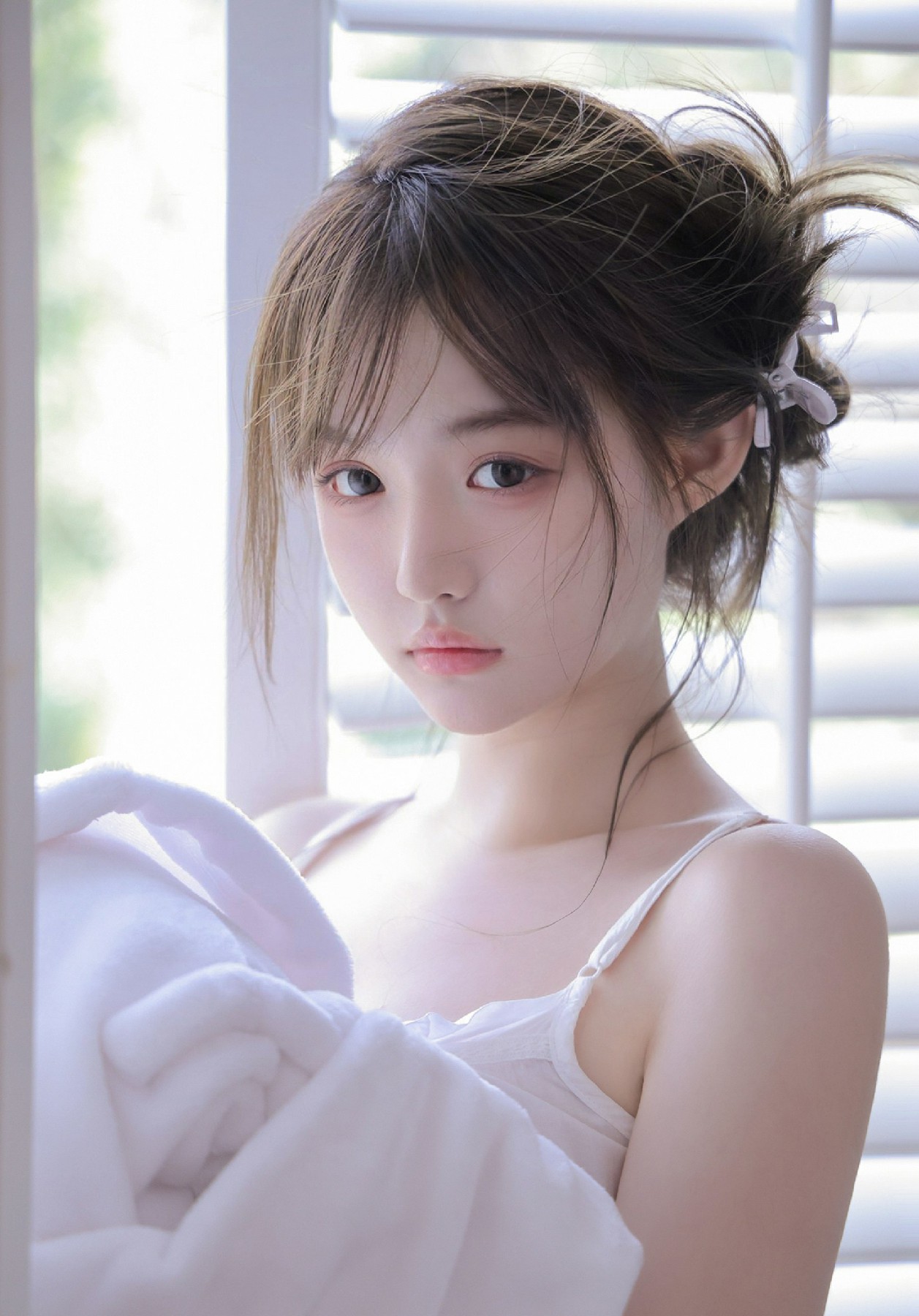 窗边的清晨氛围感少女写真太治愈啦