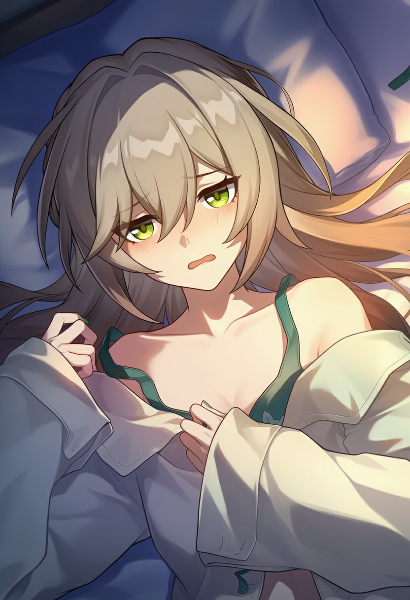 浅发绿眸少女的慵懒居家氛围感