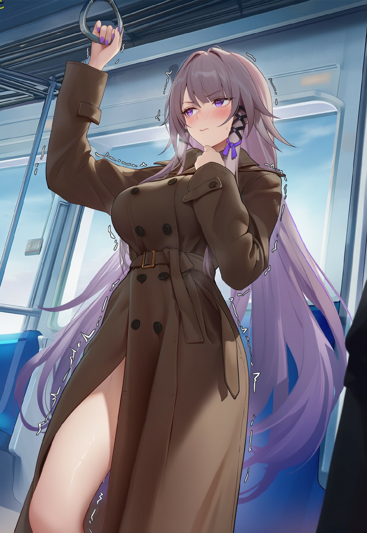 地铁紫发御姐风衣造型氛围感拉满