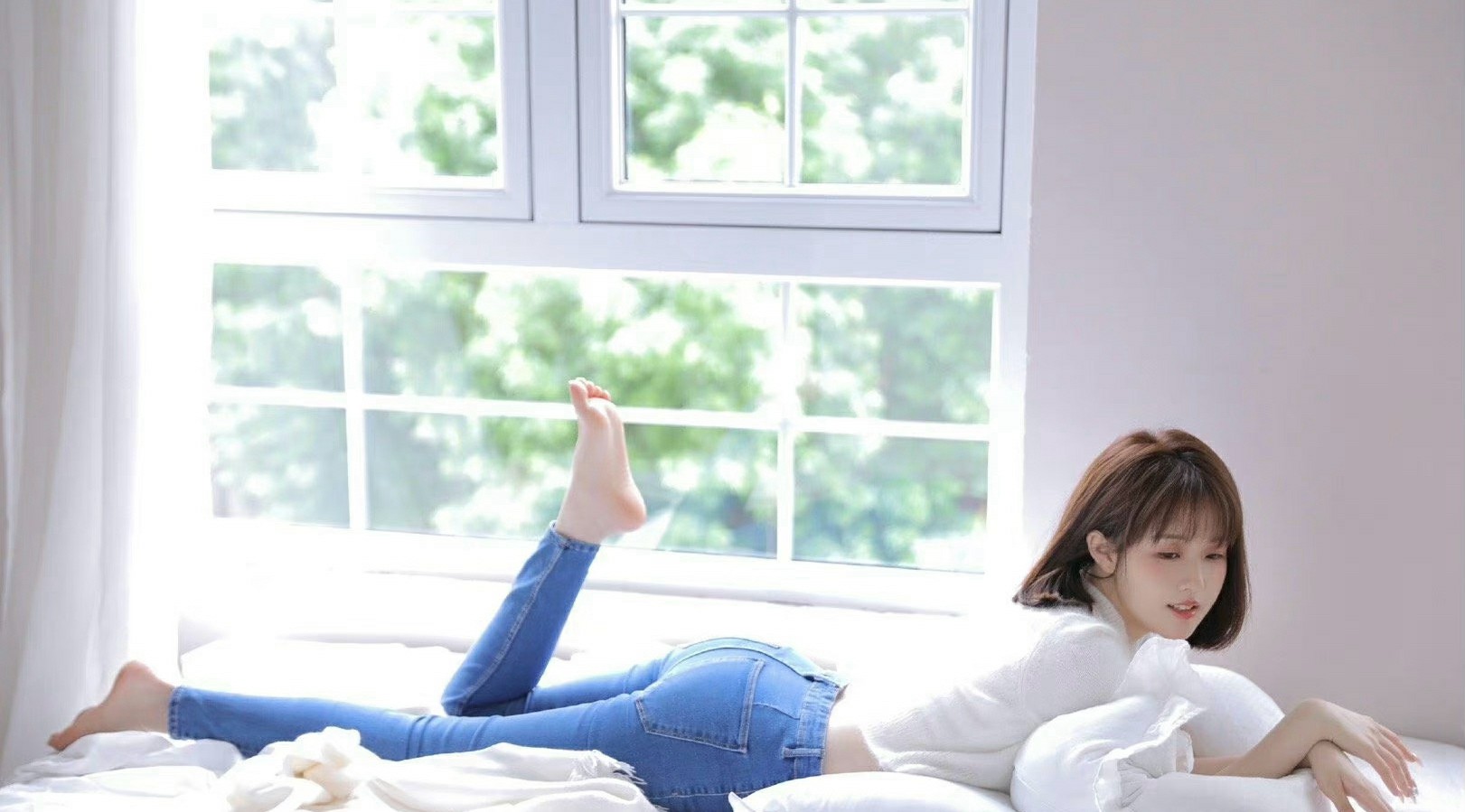 窗边清新居家随拍 打造慵懒温柔松弛氛围感