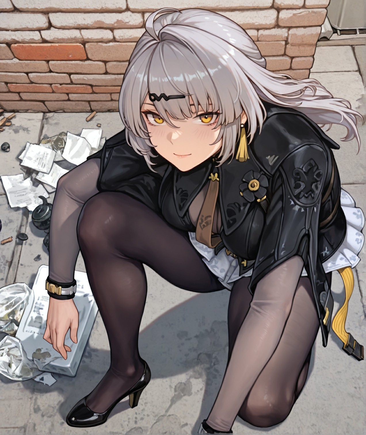 银灰短发酷妹蹲姿，暗黑系穿搭氛围感拉满