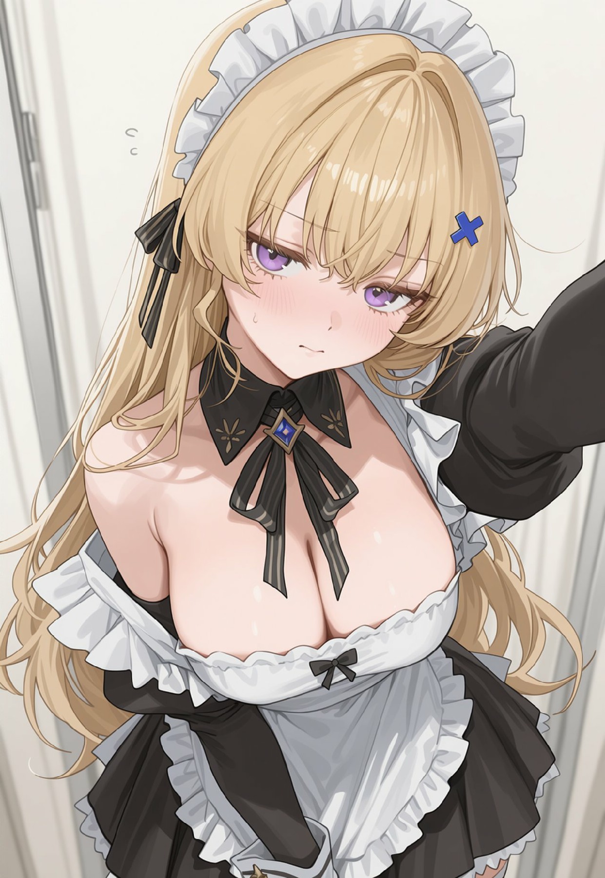 金发紫眸女仆少女,可爱性感戳中我!