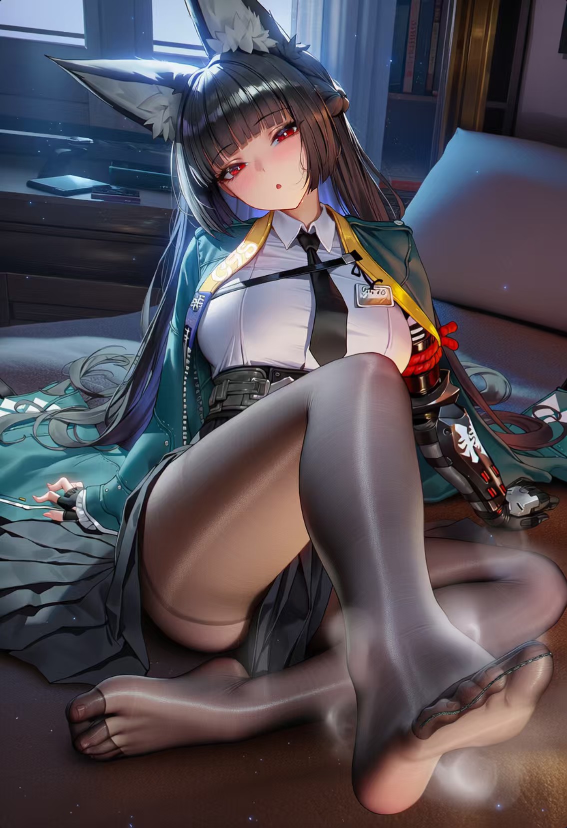 兽耳机械臂少女，酷飒性感并存