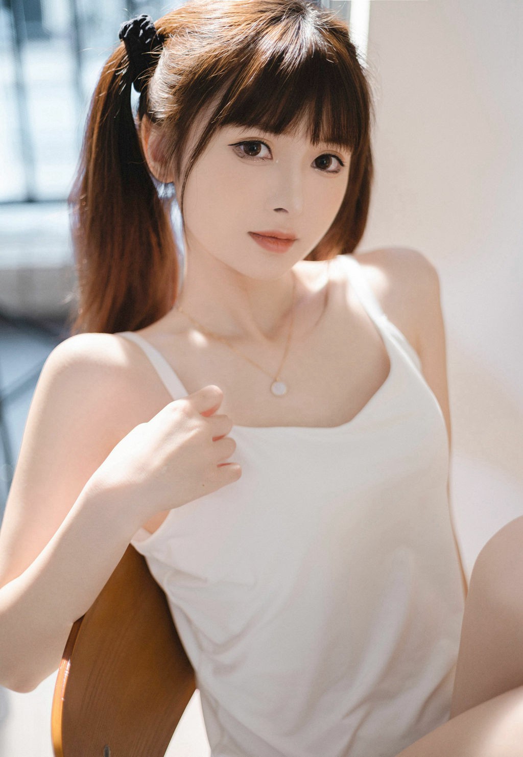 清新少女风|白色吊带双马尾氛围感