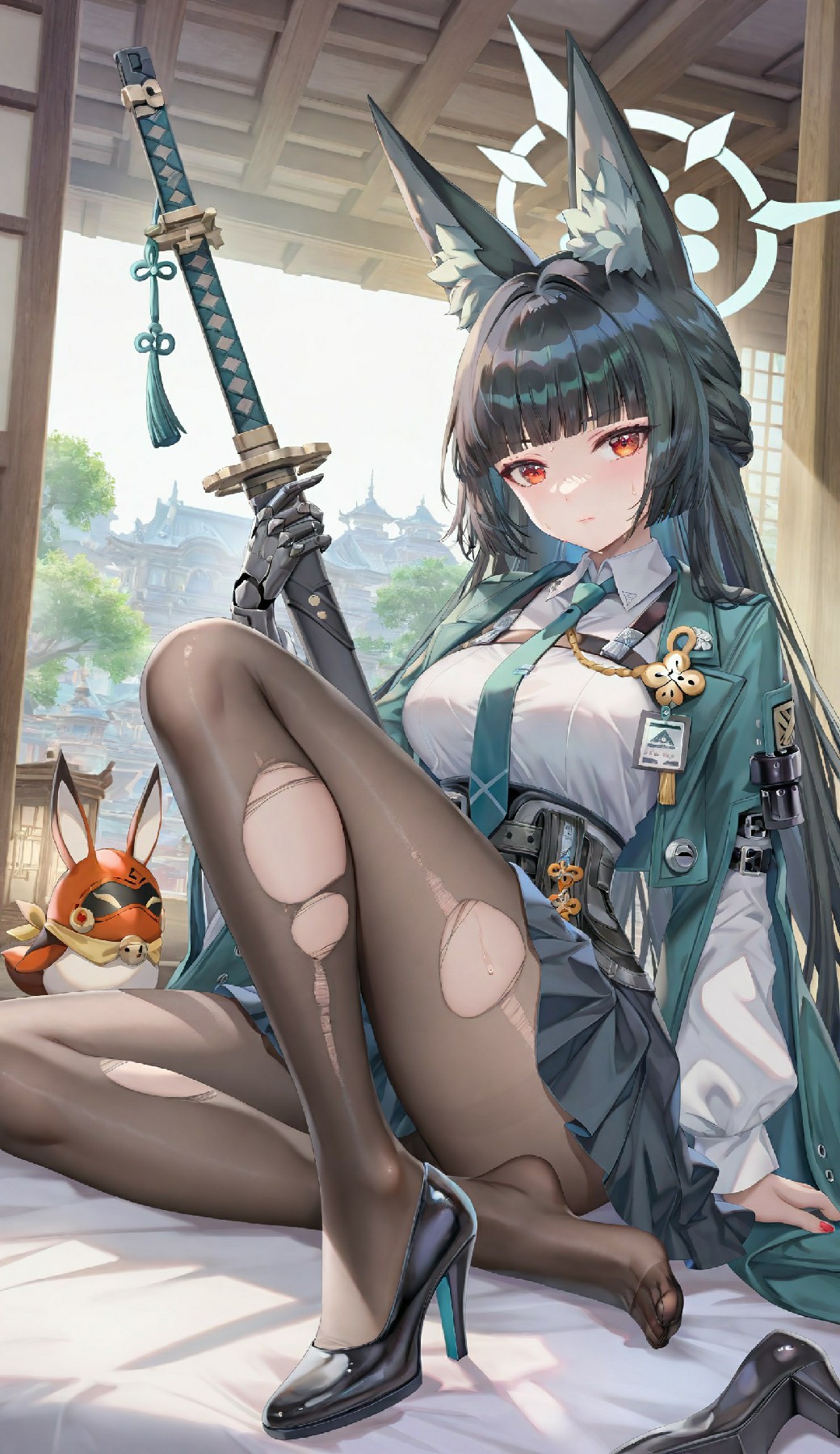 狐耳制服少女持剑坐卧，氛围感直接拉满！