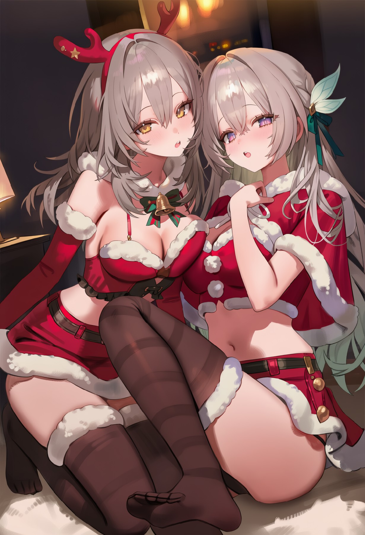 圣诞双美少女的红色萌系圣诞装