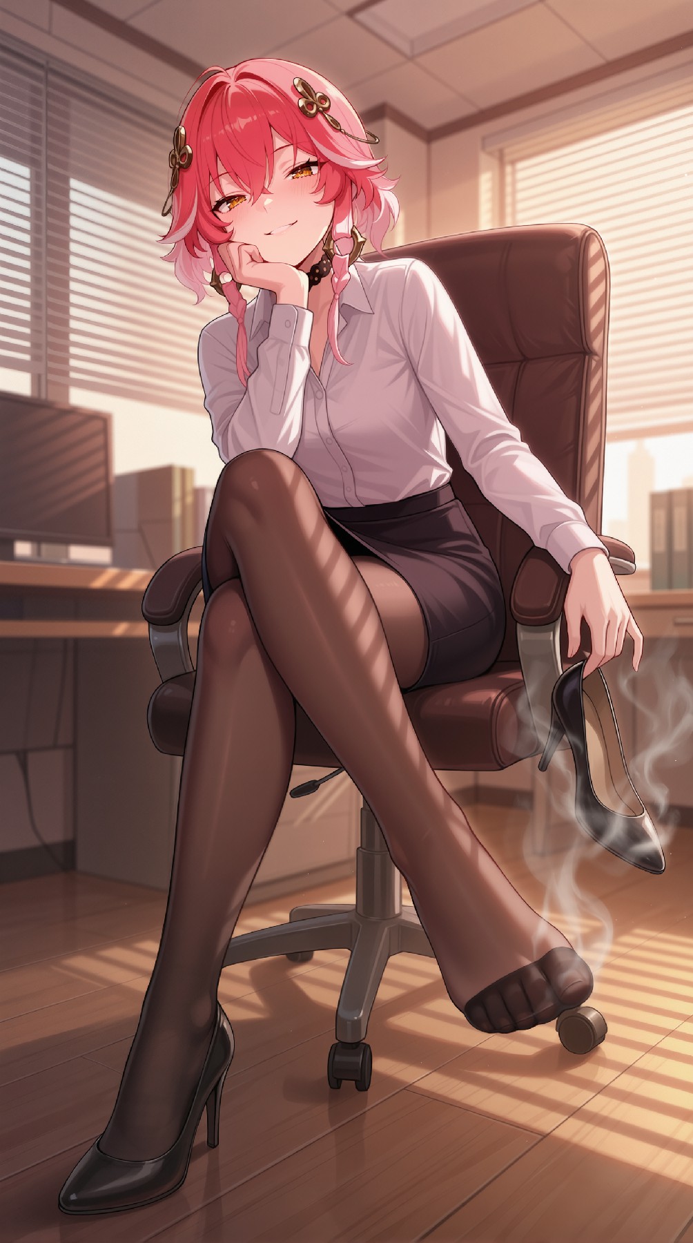 粉发职场少女的办公室慵懒午后时光