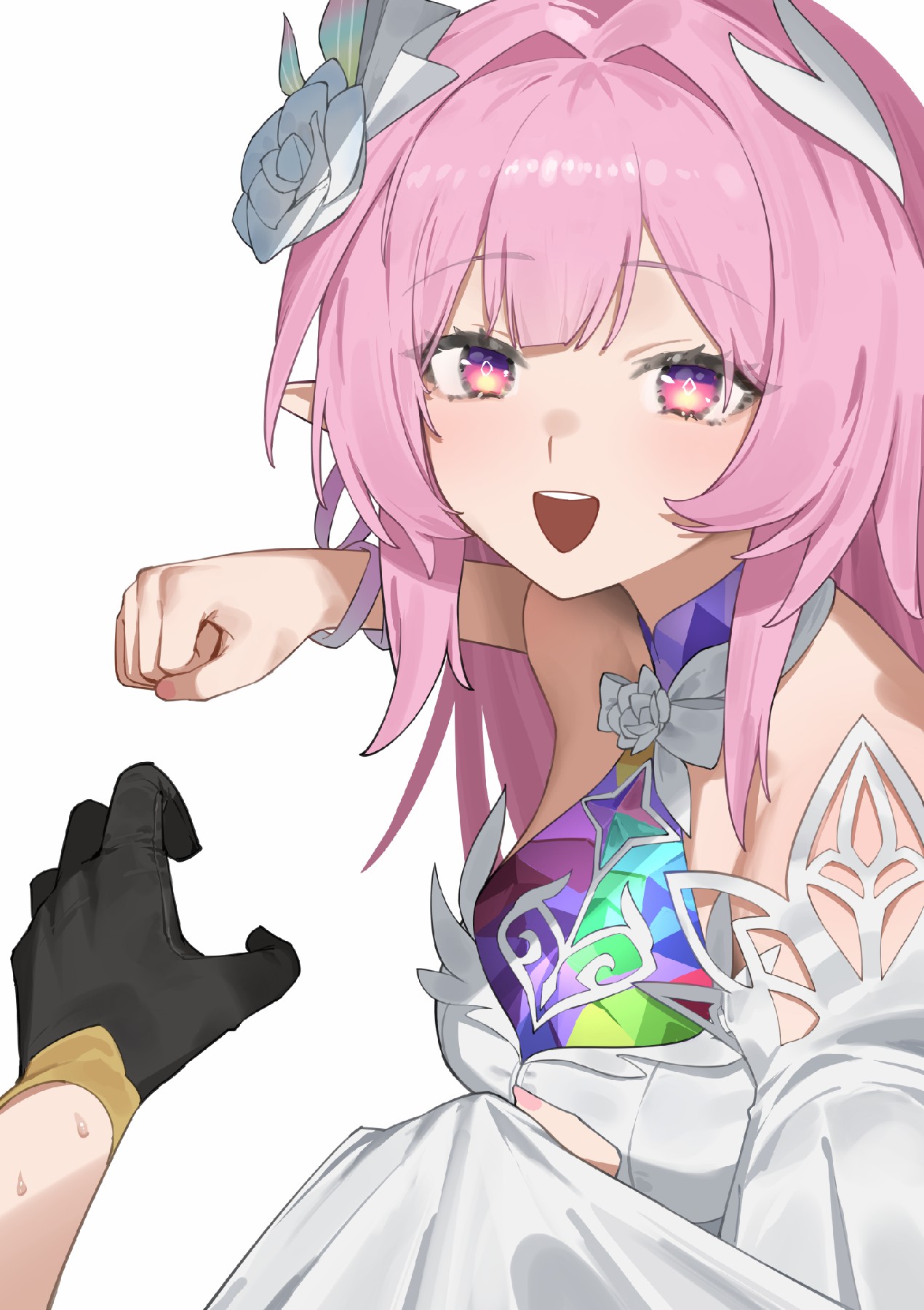 梦幻粉发精灵少女的华丽造型