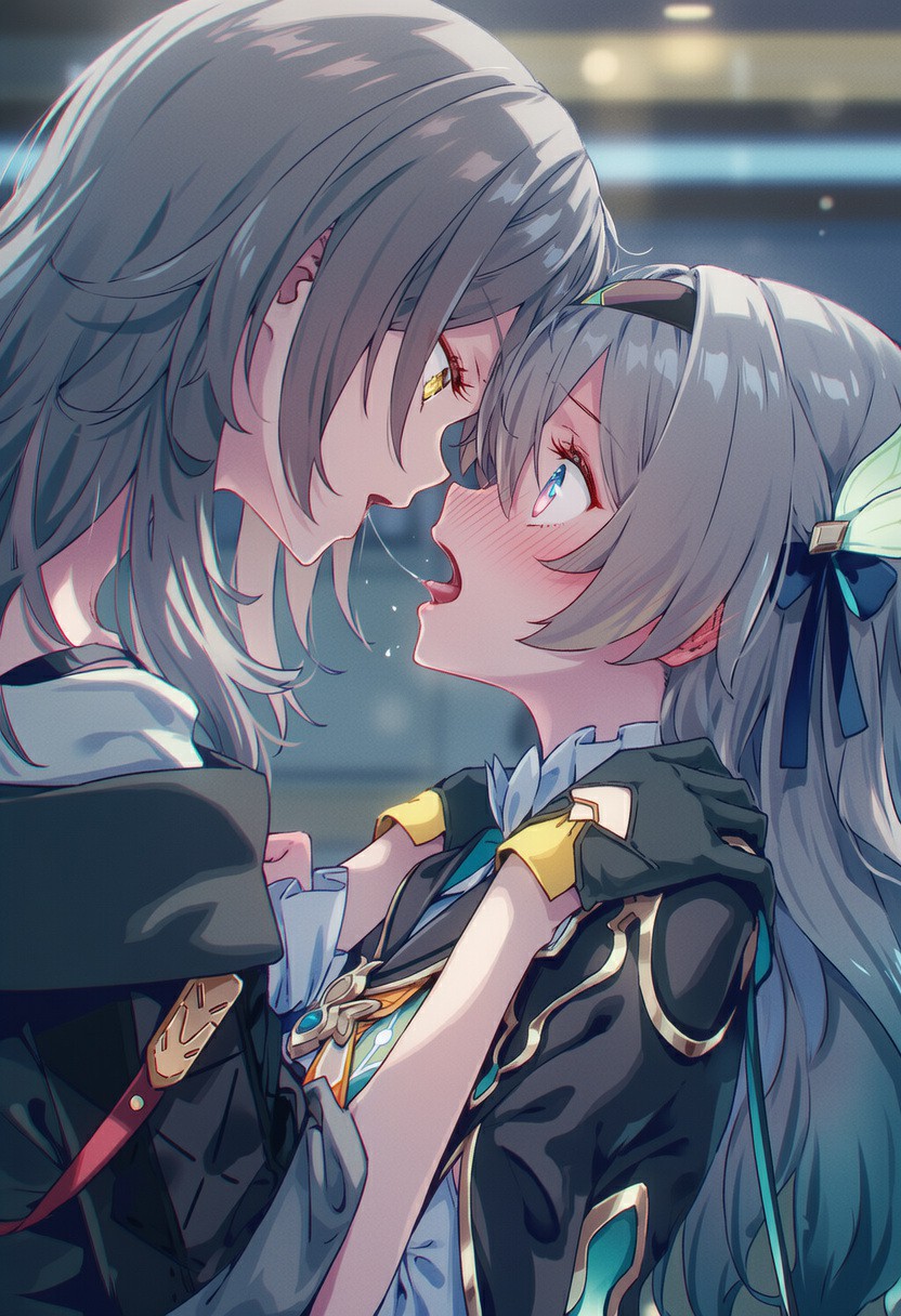 二次元少女间的温柔亲昵时刻