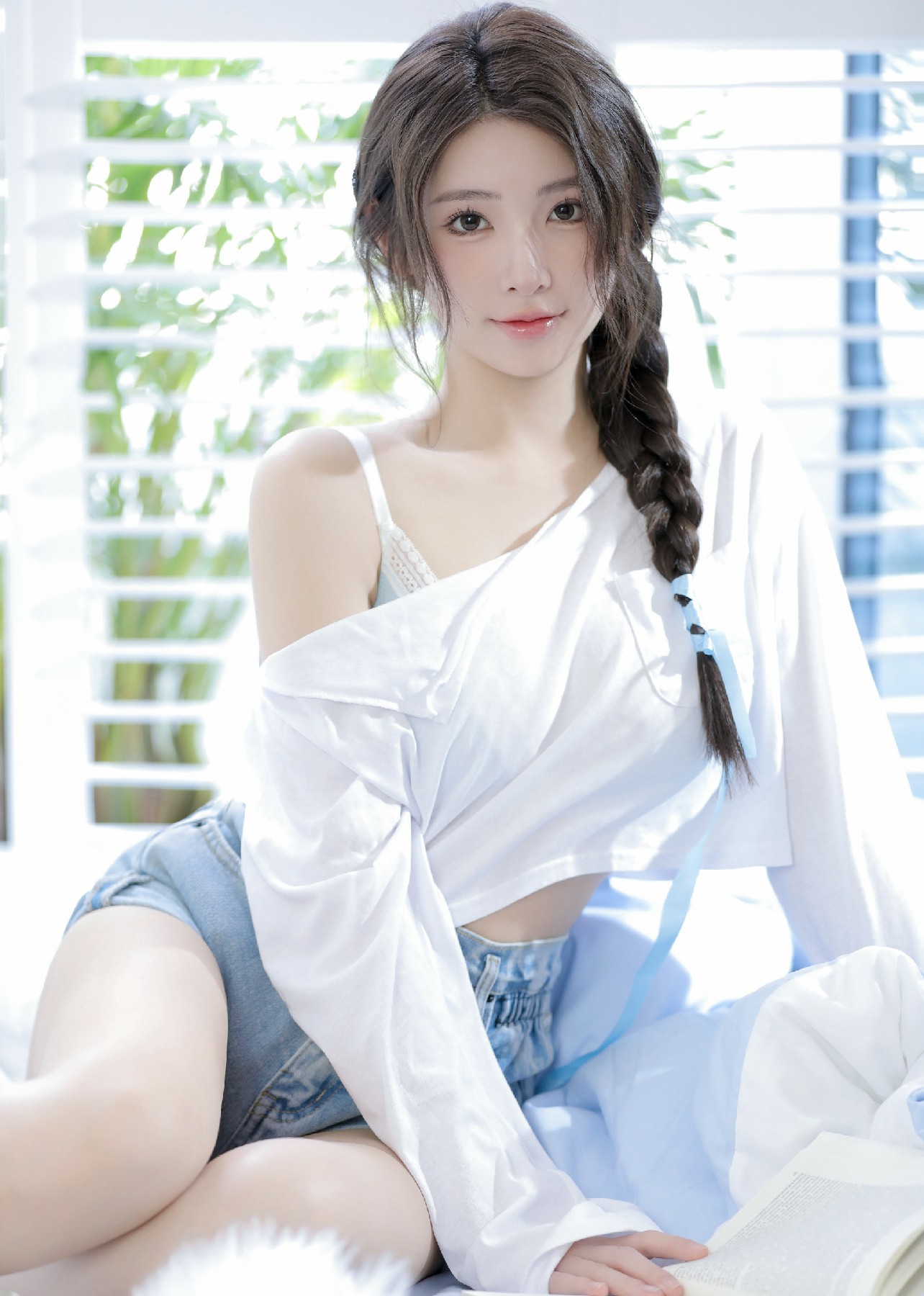 慵懒居家风|麻花辫少女的清新穿搭